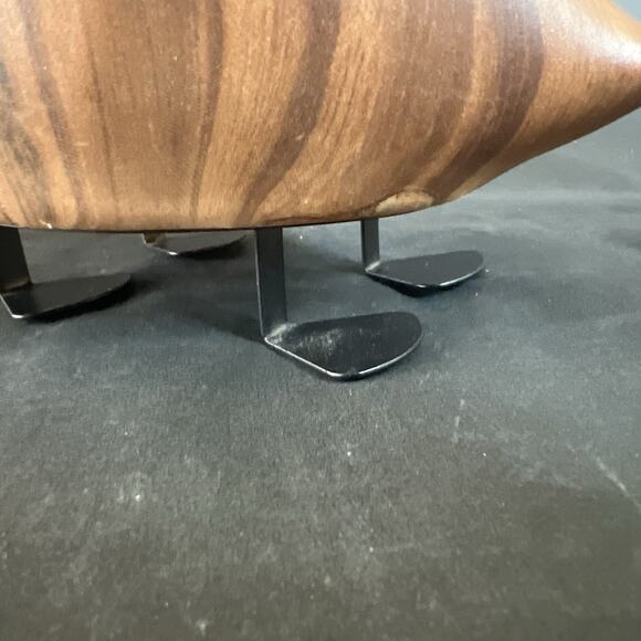 Vintage Wooden Hedgehog Figurine 6 x 5 Metal Feet Forest Animal Decor - Picture 4 of 10